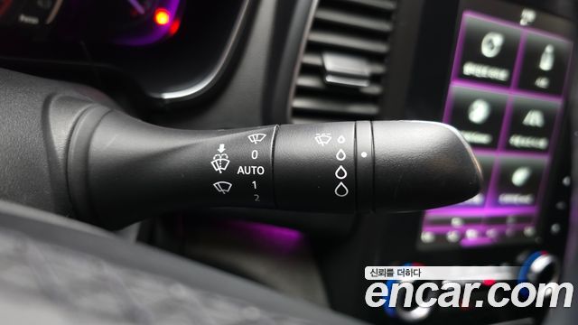 Renault Korea SM6 2019 — photo 28