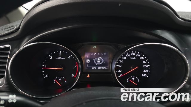 Kia Canival 2017 — photo 8