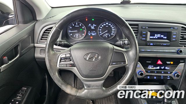 Hyundai AVANTE 2016 — photo 20