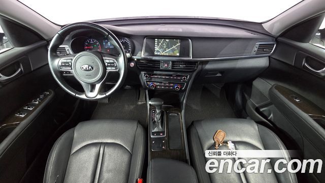 Kia K5 2018 — photo 7