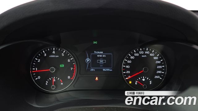Kia K5 2018 — photo 8