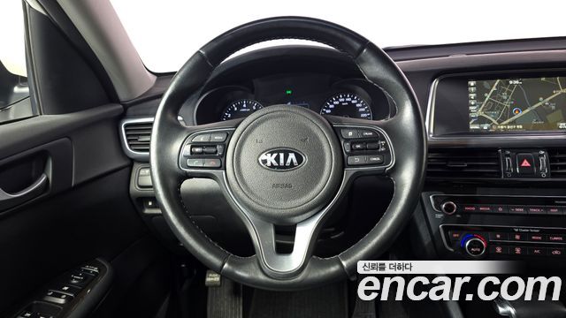 Kia K5 2018 — photo 14