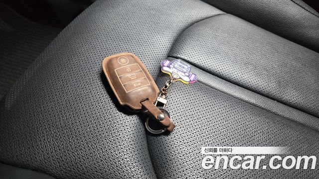 Kia K5 2018 — photo 16