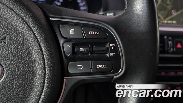 Kia K5 2018 — photo 17