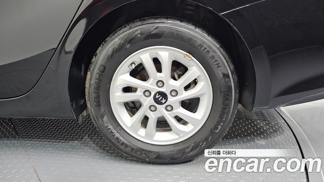 Kia K3 2019 — photo 7