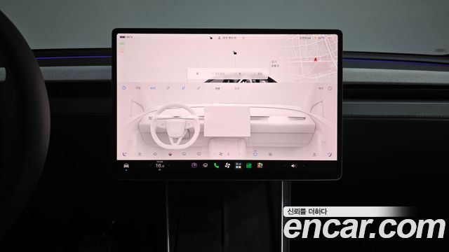 Tesla Model Y 2025 — photo 20