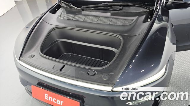 Tesla Model Y 2026 — photo 6