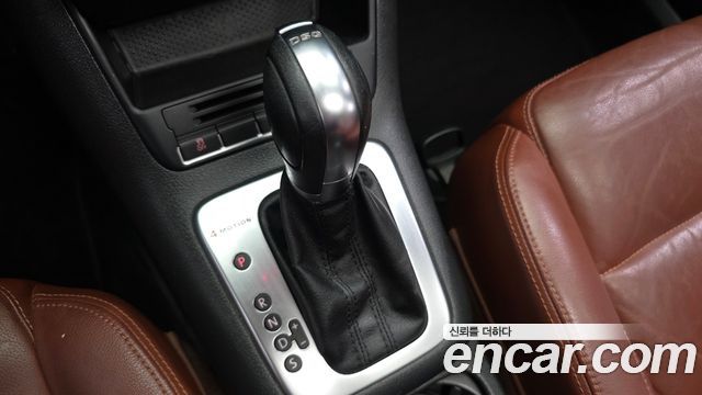 Volkswagen Tiguan 2011 — photo 9