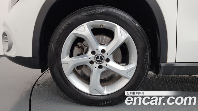 Mercedes-Benz GLA-Class 2019 — photo 5