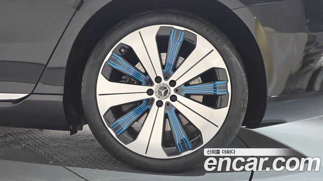 Mercedes-Benz EQS 2022 — photo 7
