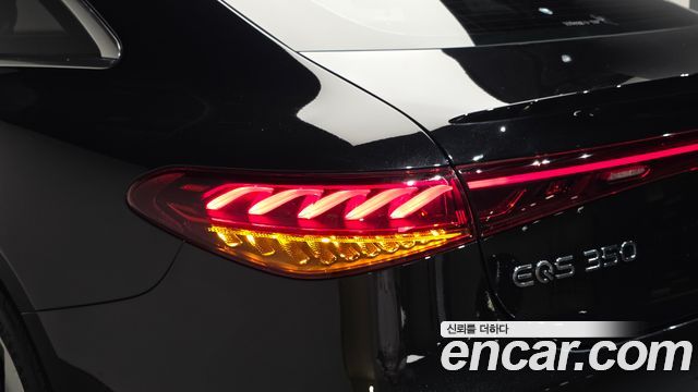 Mercedes-Benz EQS 2022 — photo 9