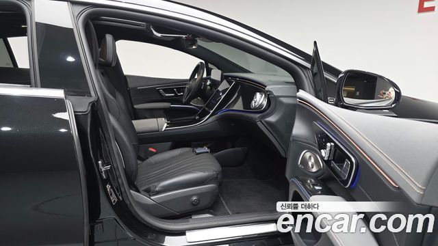 Mercedes-Benz EQS 2022 — photo 16