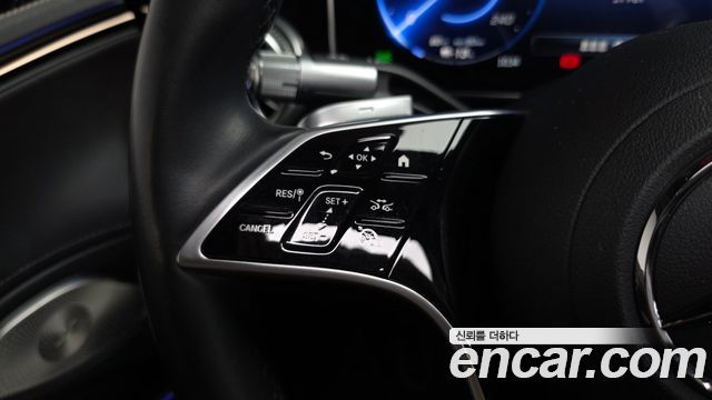 Mercedes-Benz EQS 2022 — photo 34