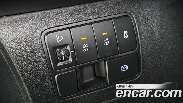 Hyundai Staria 2023 — photo 21