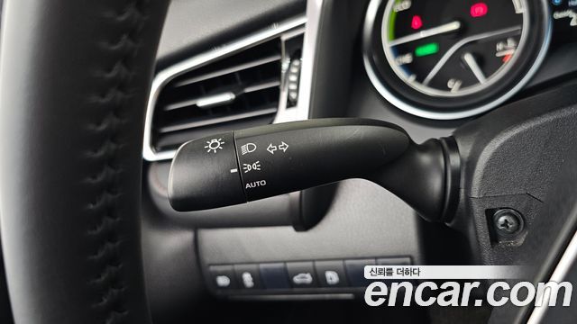 Toyota Camry 2018 — photo 24