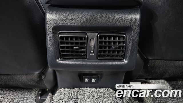 Toyota Camry 2018 — photo 32