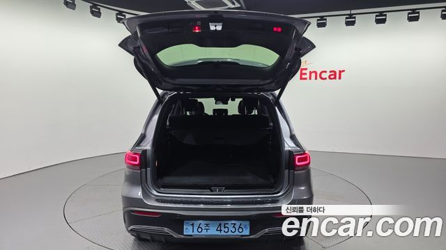 Mercedes-Benz EQB 2022 — photo 25