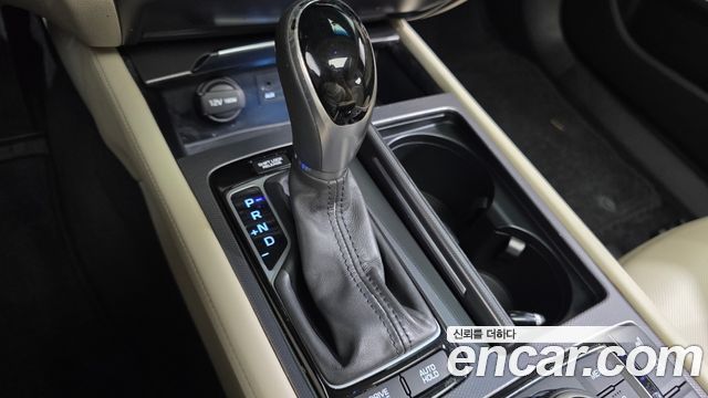 Hyundai Genesis 2016 — photo 12