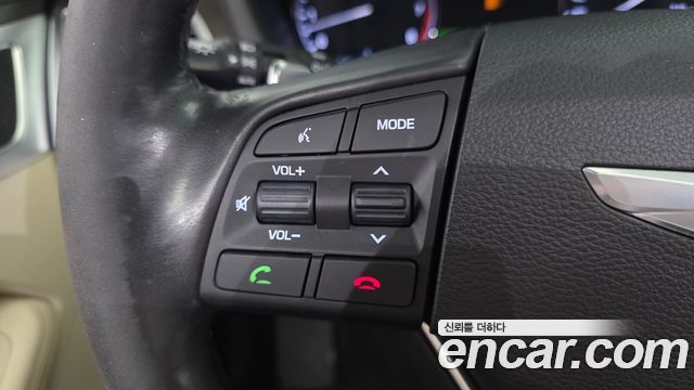 Hyundai Genesis 2016 — photo 24