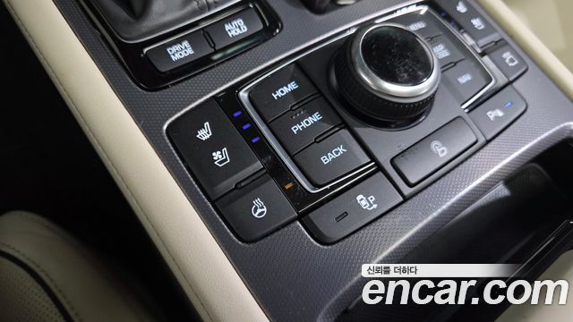 Hyundai Genesis 2016 — photo 30