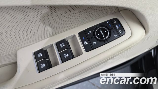 Hyundai Genesis 2016 — photo 34