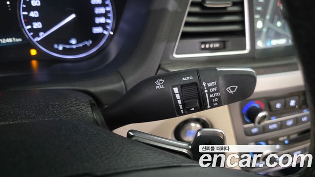 Hyundai Genesis 2016 — photo 35