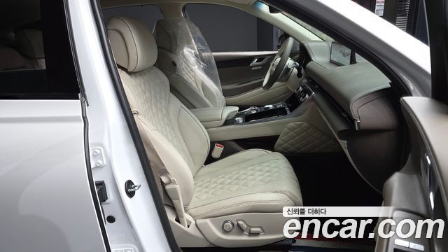 Genesis GV80 2023 — photo 17