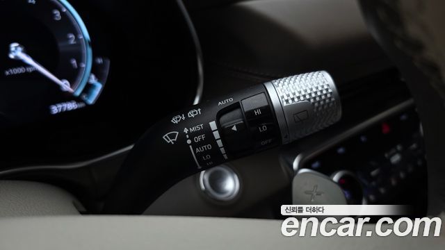 Genesis GV80 2023 — photo 26