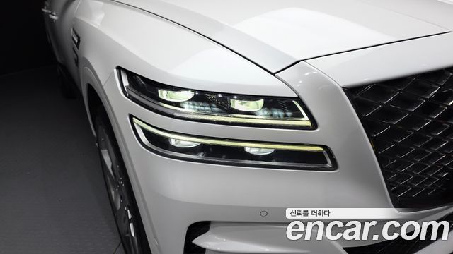 Genesis GV80 2023 — photo 8