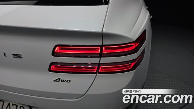 Genesis GV80 2023 — photo 9