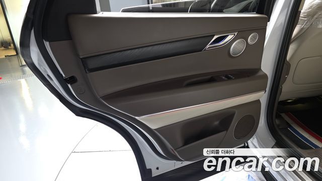 Genesis GV80 2023 — photo 15