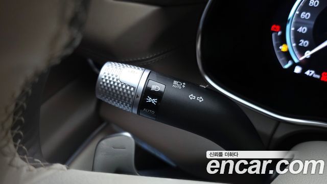 Genesis GV80 2023 — photo 27