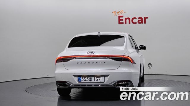 Hyundai Grandeur 2022 — photo 4