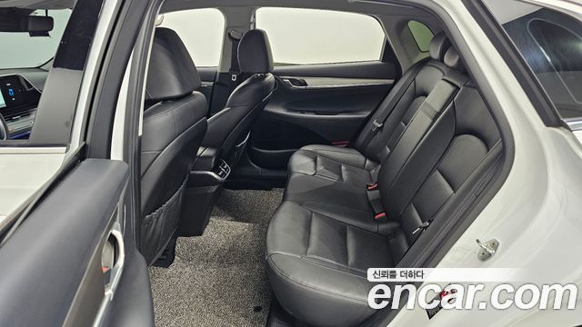 Hyundai Grandeur 2022 — photo 18