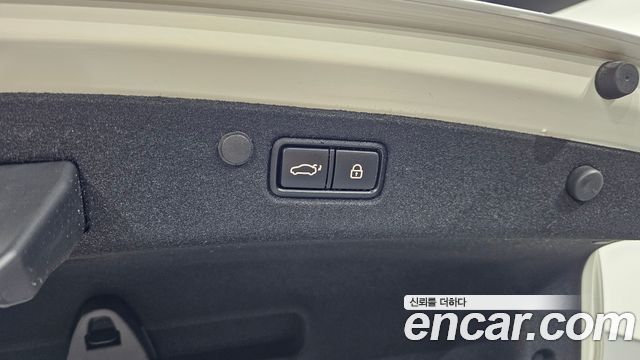 Hyundai Grandeur 2022 — photo 26