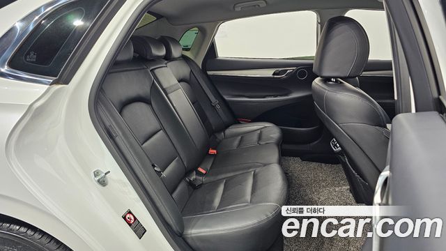 Hyundai Grandeur 2022 — photo 16