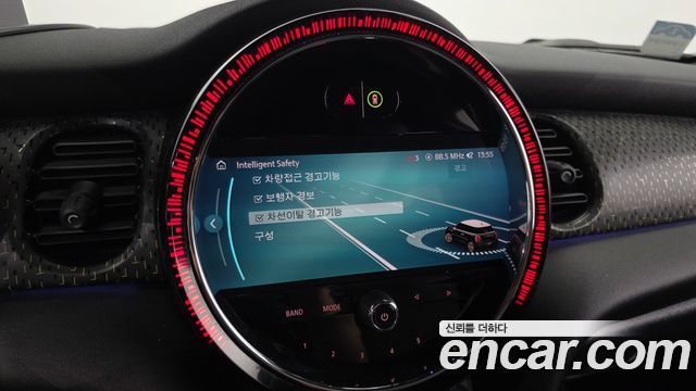 Mini Cooper 2022 — photo 22