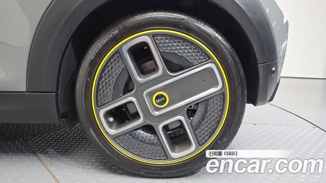 Mini Cooper 2022 — photo 7