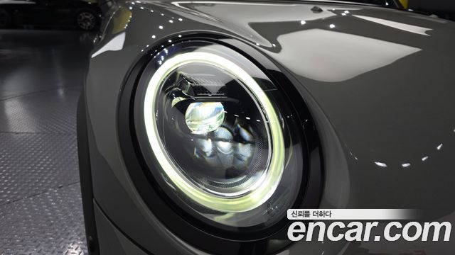 Mini Cooper 2022 — photo 8