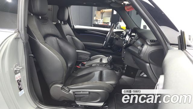 Mini Cooper 2022 — photo 16