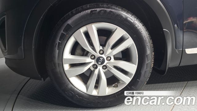 Kia Sorento 2017 — photo 5
