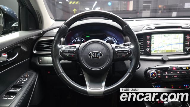 Kia Sorento 2017 — photo 13