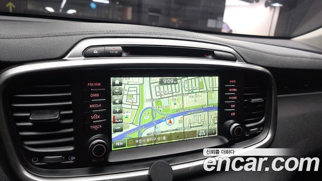 Kia Sorento 2017 — photo 15