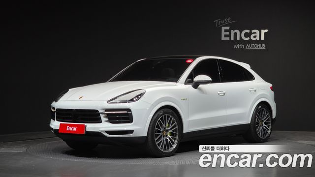 Porsche Cayenne 2023 — photo 1