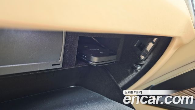 Porsche Cayenne 2023 — photo 32
