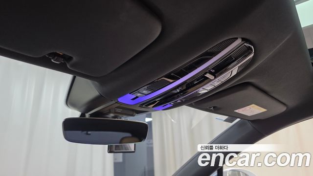 Porsche Cayenne 2023 — photo 35