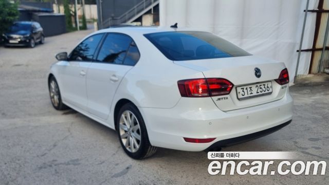Volkswagen Jetta 2014 — photo 5