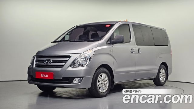 Hyundai Starex 2018 — photo 1
