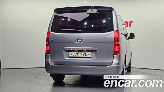 Hyundai Starex 2018 — photo 4