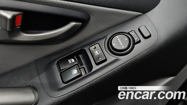 Hyundai Starex 2018 — photo 20